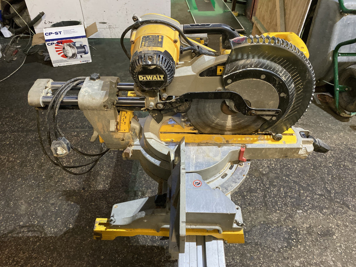 Ex Rental Dewalt compound mitre saw Pure Clean Rental Solutions