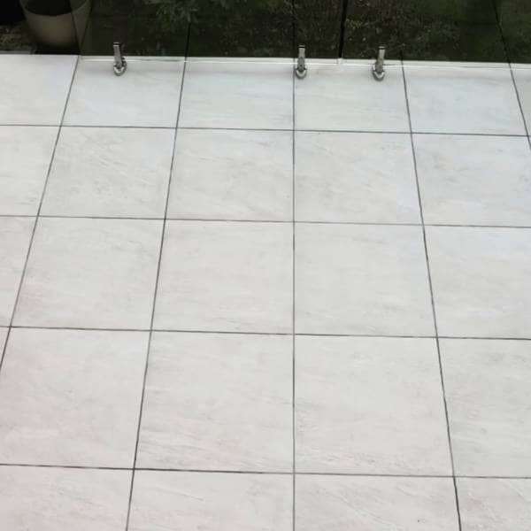 Wals Bianco - Porcelain Paving Pure Clean Rental Solutions